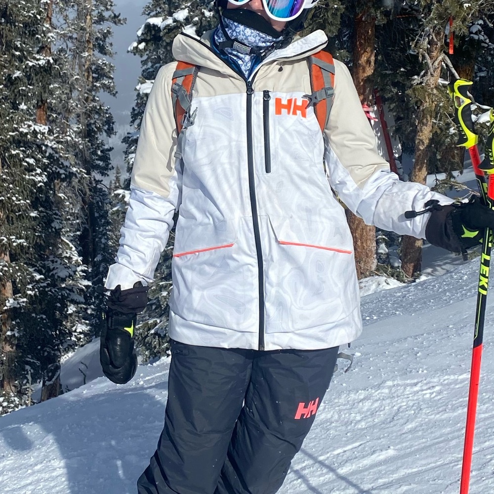 Helly Hansen Ski Jacket - image 1